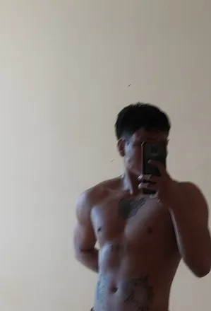 OnlyFans cuenta idontknowboy header 2