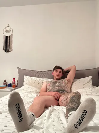 OnlyFans cuenta kingkieron1 header 2