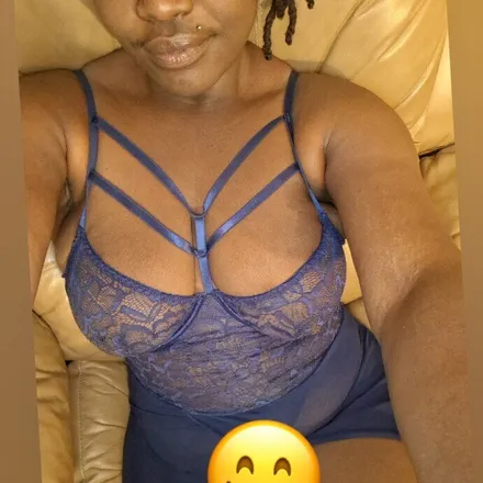 OnlyFans cuenta kisseshershey header 2