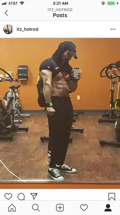 OnlyFans cuenta itzhotrod avatar 1