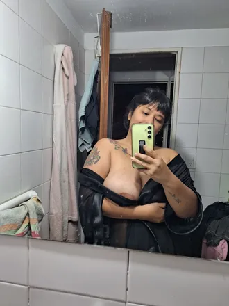 OnlyFans cuenta lisloveme header 2