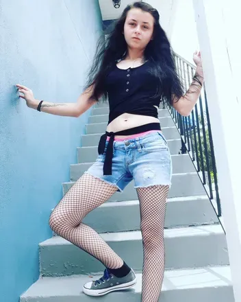 OnlyFans cuenta shortieinabind avatar 1