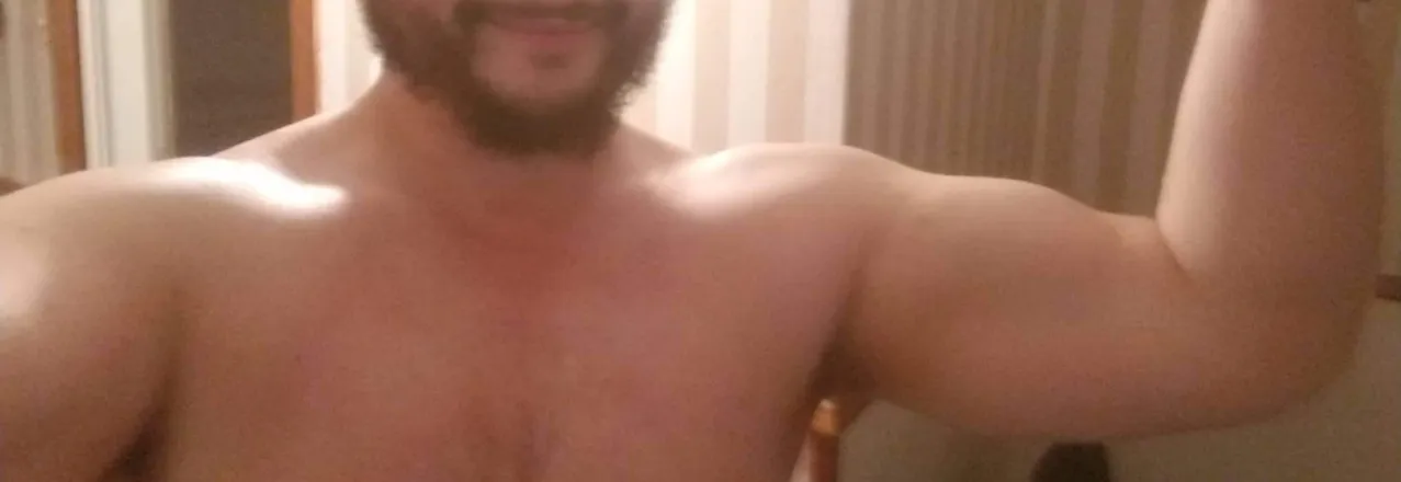 OnlyFans cuenta studdednovember header 2