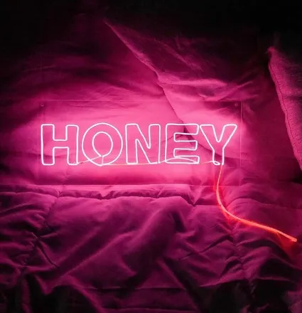 OnlyFans cuenta fine-assleah header 2