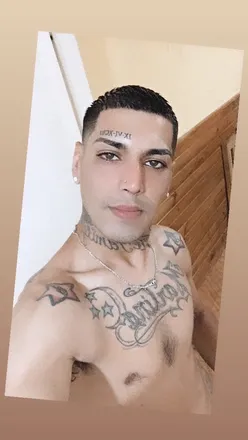 OnlyFans cuenta u196545901 header 2