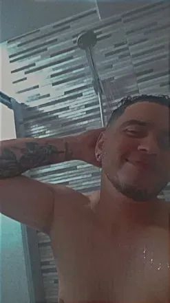 OnlyFans cuenta luigilozada1995 avatar 1