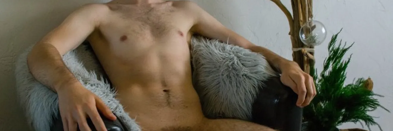OnlyFans cuenta goldenus_ header 2