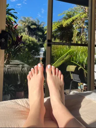 OnlyFans cuenta nora.feetbby avatar 1
