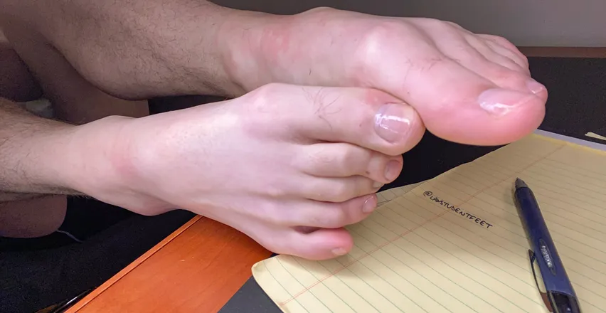 OnlyFans cuenta lawstudentfeet header 2