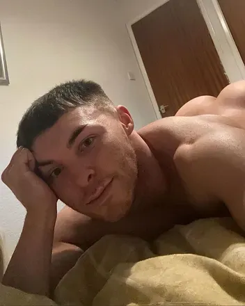 OnlyFans cuenta itsleeroyxx avatar 1