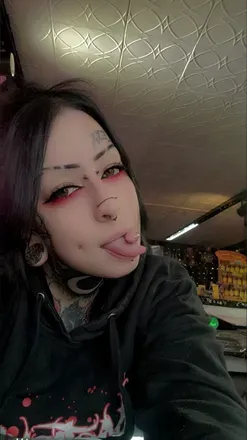 OnlyFans account  moddedtwitch avatar 1