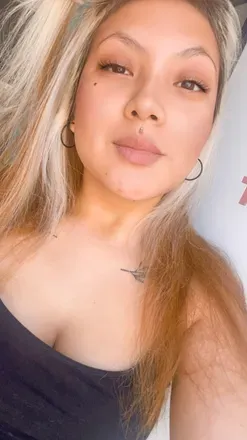 OnlyFans account  dnssqueen avatar 1