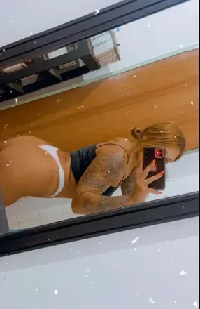 OnlyFans account  loverebekka header 2