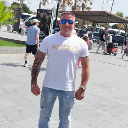 OnlyFans cuenta badboybazza header 2