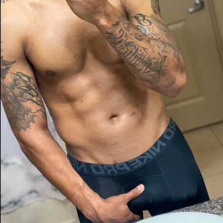 OnlyFans cuenta dadonpiper header 2