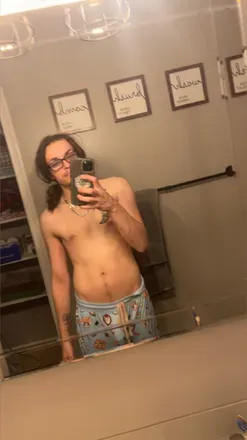 OnlyFans account  breadboi67 avatar 1