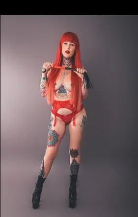 OnlyFans cuenta mistressred_inkfullclips avatar 1