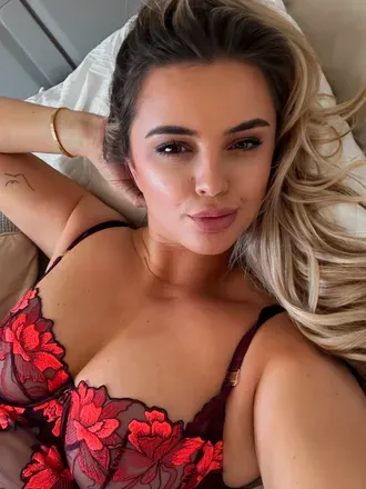 OnlyFans cuenta ohheyrebeccapoppy avatar 1