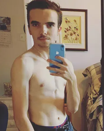 OnlyFans cuenta louisxxx18 avatar 1