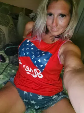 OnlyFans cuenta sexie-singlemom avatar 1