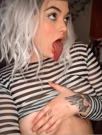 OnlyFans cuenta aura_vine avatar 1