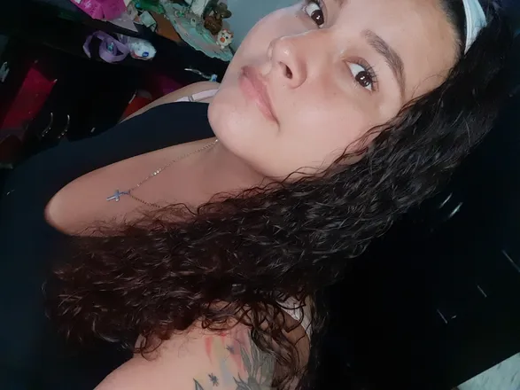 OnlyFans cuenta yiyitha69 header 2