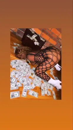 OnlyFans account  reddvenommm avatar 1
