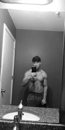 OnlyFans cuenta z7000 avatar 1