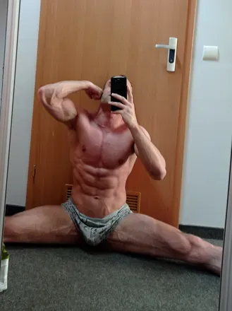 OnlyFans cuenta beastofficial header 2