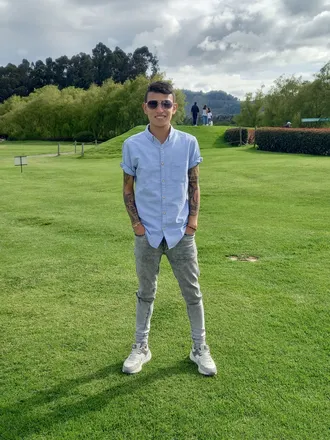OnlyFans cuenta nicrozo1098 header 2