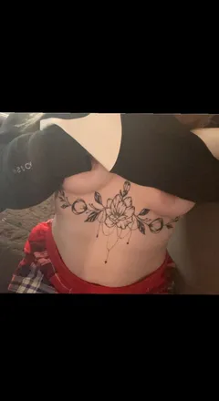 OnlyFans cuenta jessicallouise header 2