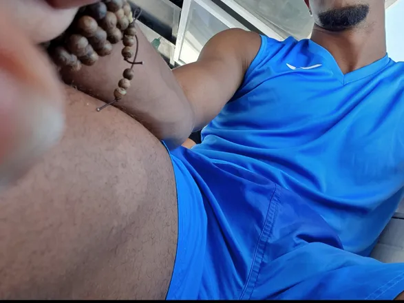 OnlyFans cuenta fun4younm3 header 2