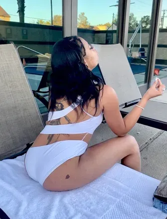 OnlyFans cuenta mssquirtsalot avatar 1