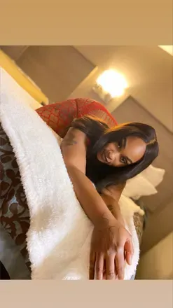 OnlyFans cuenta theepyt443 previous_headers_1 4