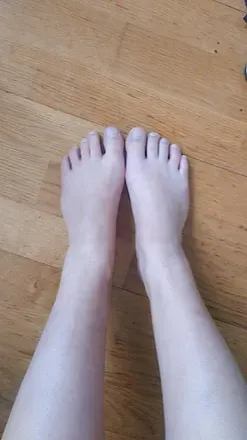 OnlyFans cuenta petitfeet111 avatar 1