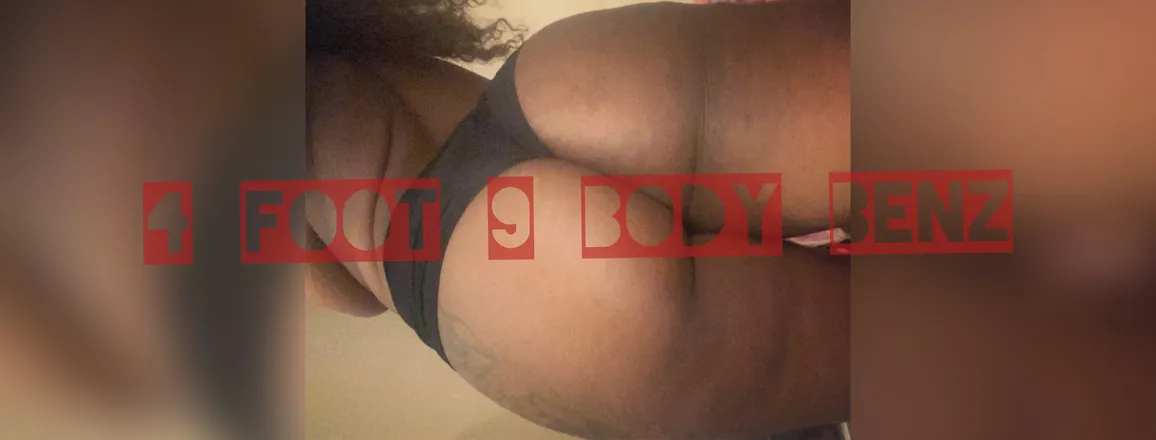 OnlyFans account  kraazziimonroe header 2