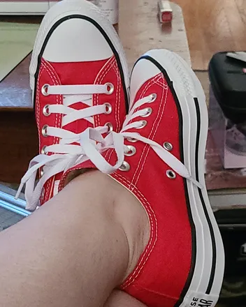 OnlyFans cuenta tinyhobbitfeet header 2