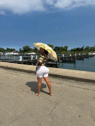 OnlyFans account  therealchellah header 2