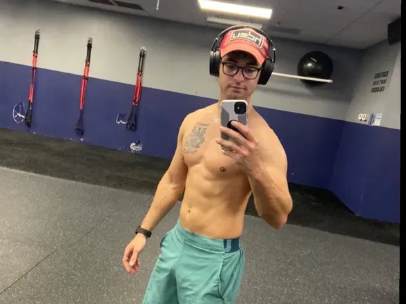 OnlyFans cuenta firefightergoose header 2