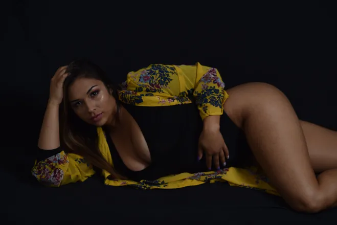 OnlyFans cuenta kueenky1 header 2