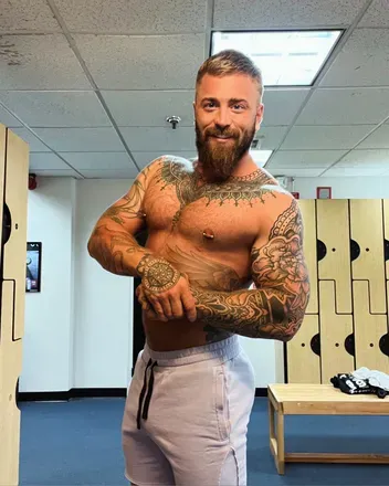 OnlyFans cuenta otter-fuzzy-boy header 2
