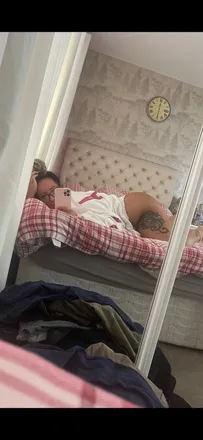 OnlyFans cuenta u292276872 header 2