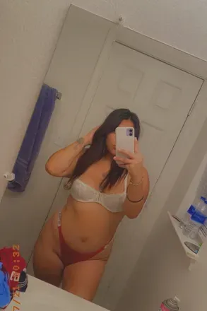 OnlyFans account  alexiayazzzz header 2