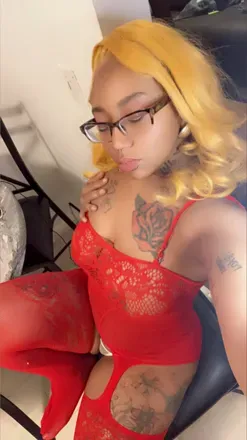 OnlyFans cuenta x_love1 avatar 1