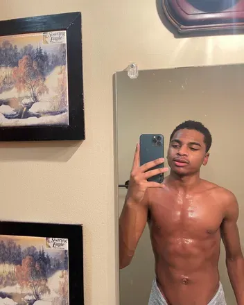 OnlyFans account  sleazedon avatar 1