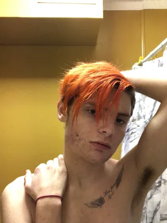 OnlyFans cuenta dye_mason header 2