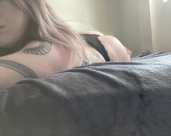 OnlyFans cuenta savagesnowwhite header 2