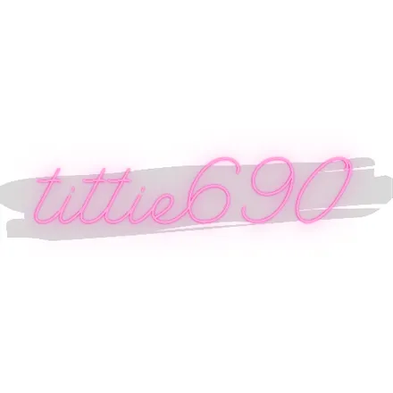 OnlyFans cuenta tittie690 header 2