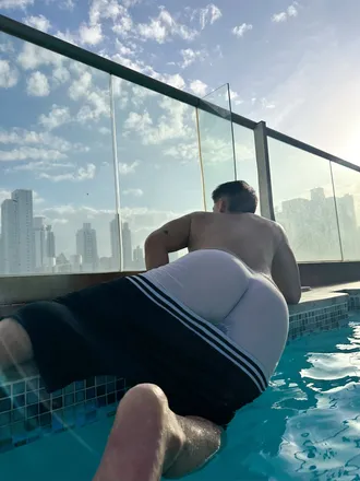 OnlyFans cuenta mutis_kev header 2