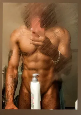 OnlyFans account  generous_d avatar 1